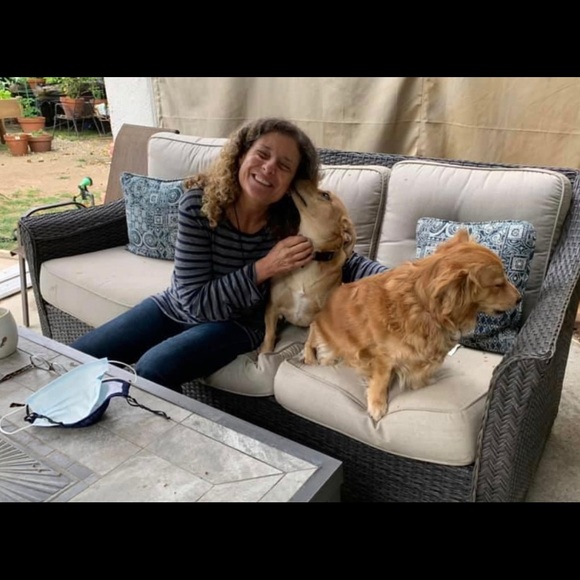 Meet your Posher, Sara - Picture 2 of 2